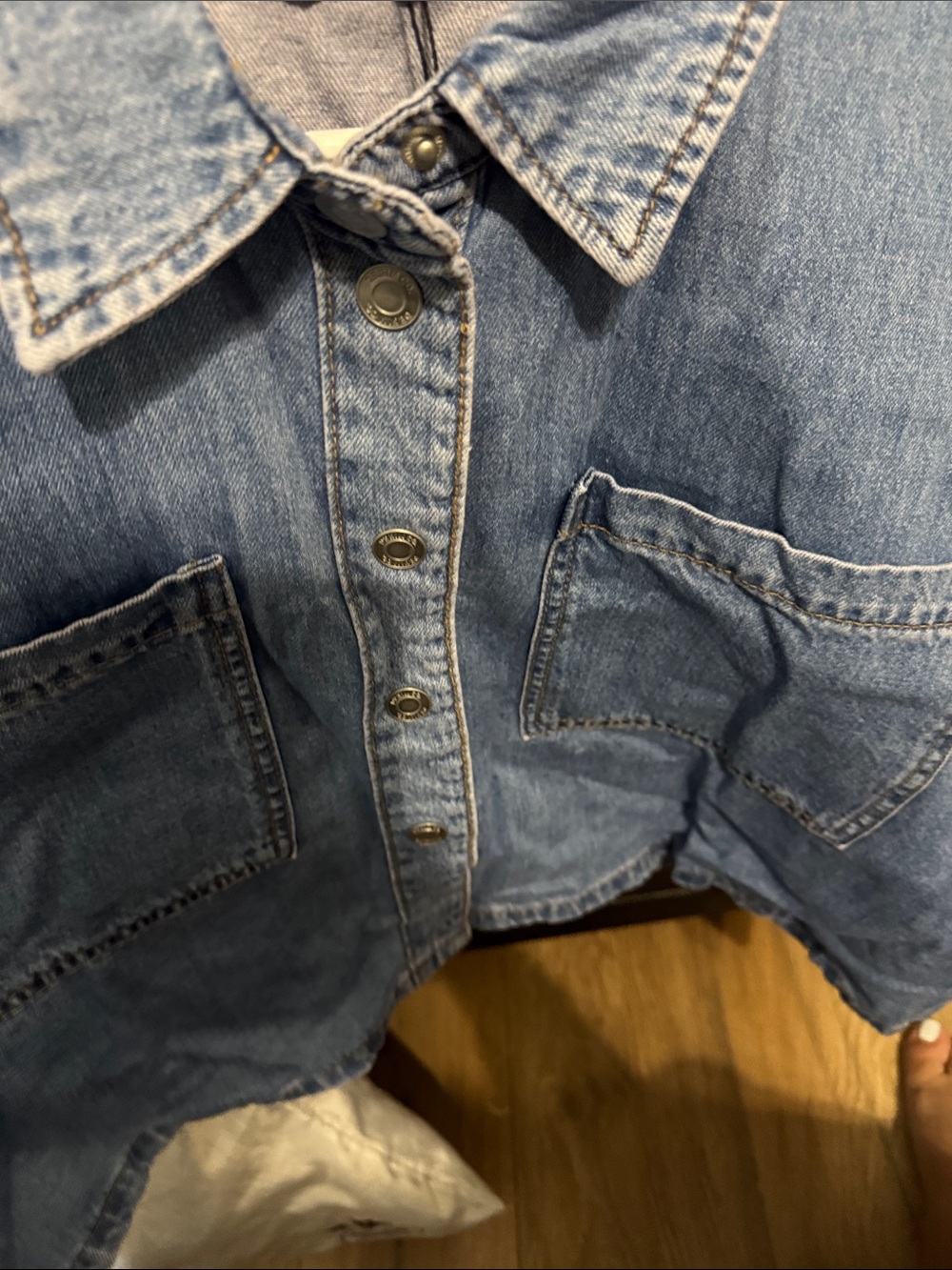 Primark Light Blue Cropped Denim Shirt - Picture 4 of 6